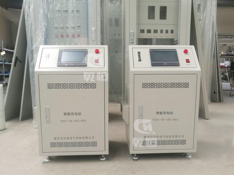 上海叉车自动伸缩充电机